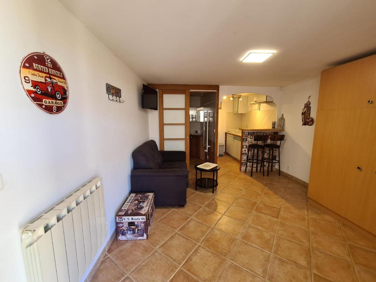 Studio Vintage Carnoules  Extérieur photo