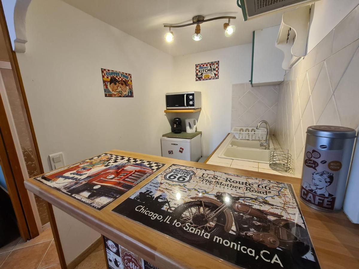 Studio Vintage Carnoules  Extérieur photo